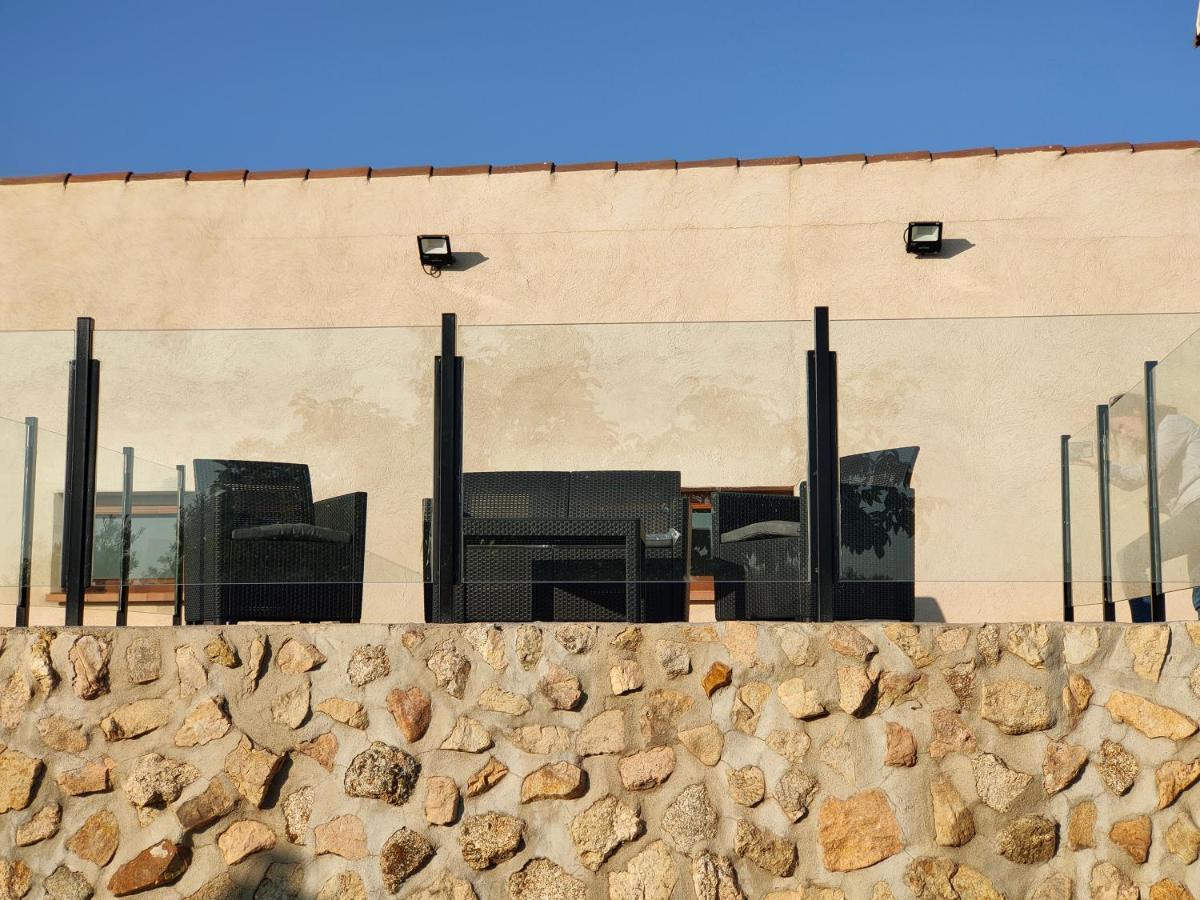 Finca Santa Lucia Alojamientos Mazarambroz ภายนอก รูปภาพ
